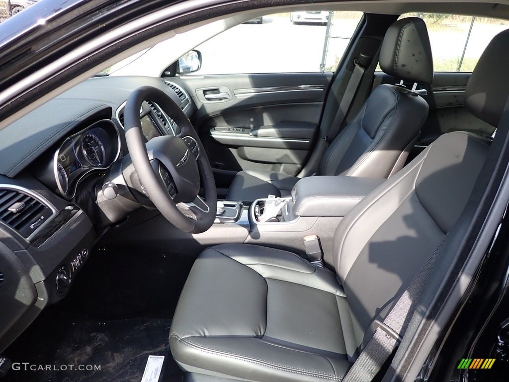 2022 Chrysler 300 Touring L AWD Front Seat Photo #145224360