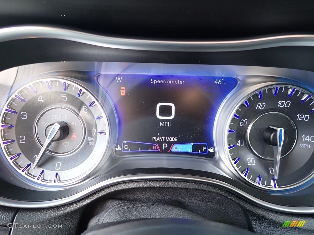 2022 Chrysler 300 Touring L AWD Gauges Photo #145224405