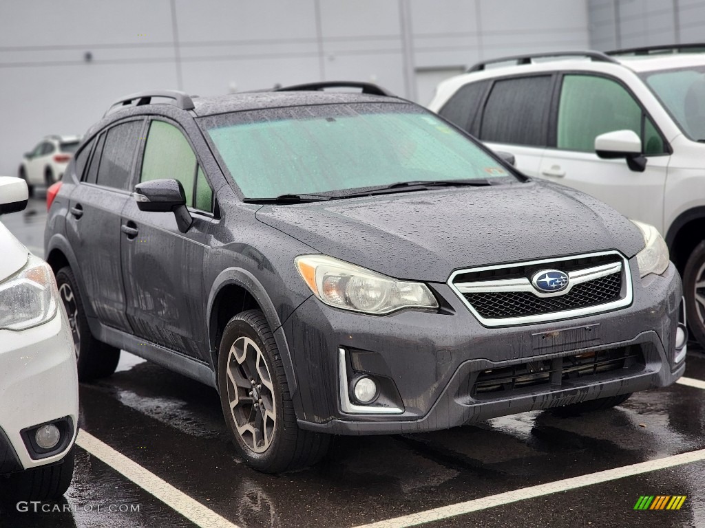 2017 Crosstrek 2.0i Limited - Dark Gray Metallic / Black photo #3