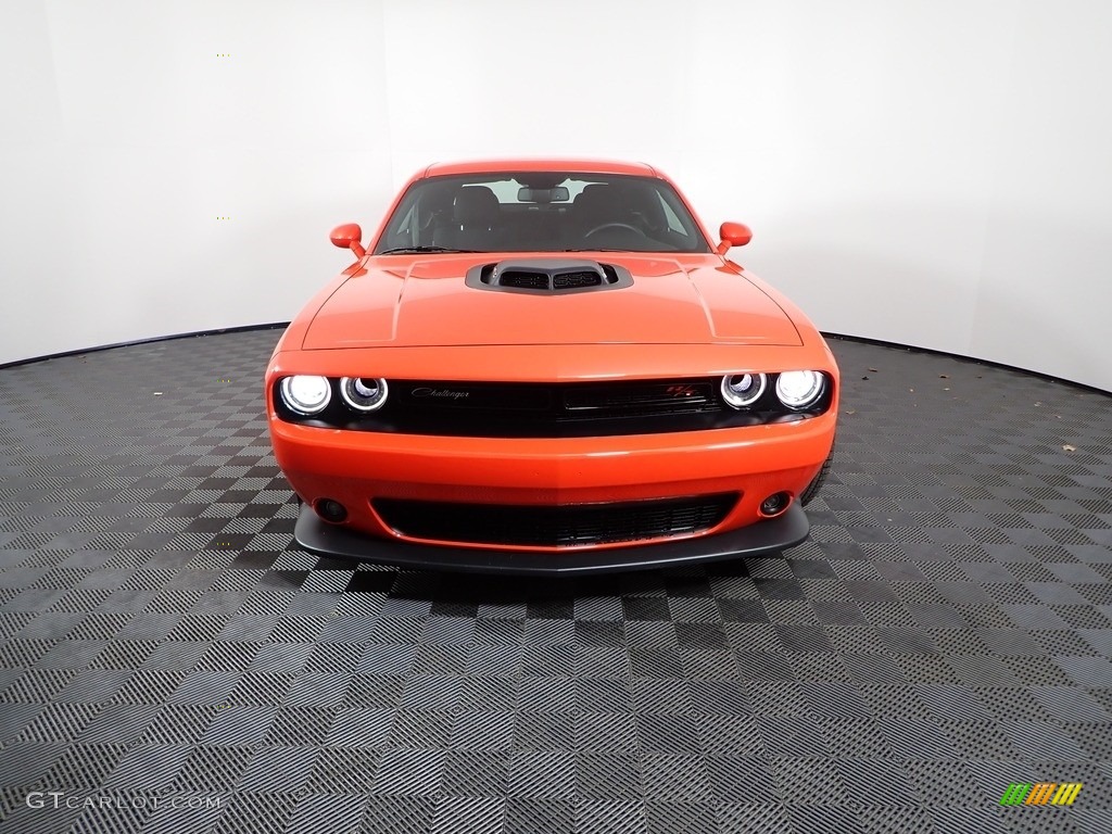 2021 Challenger R/T - Go Mango / Black photo #5