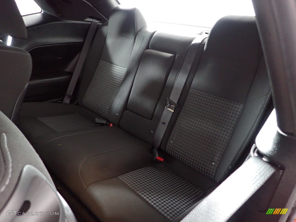 2021 Challenger R/T - Go Mango / Black photo #23