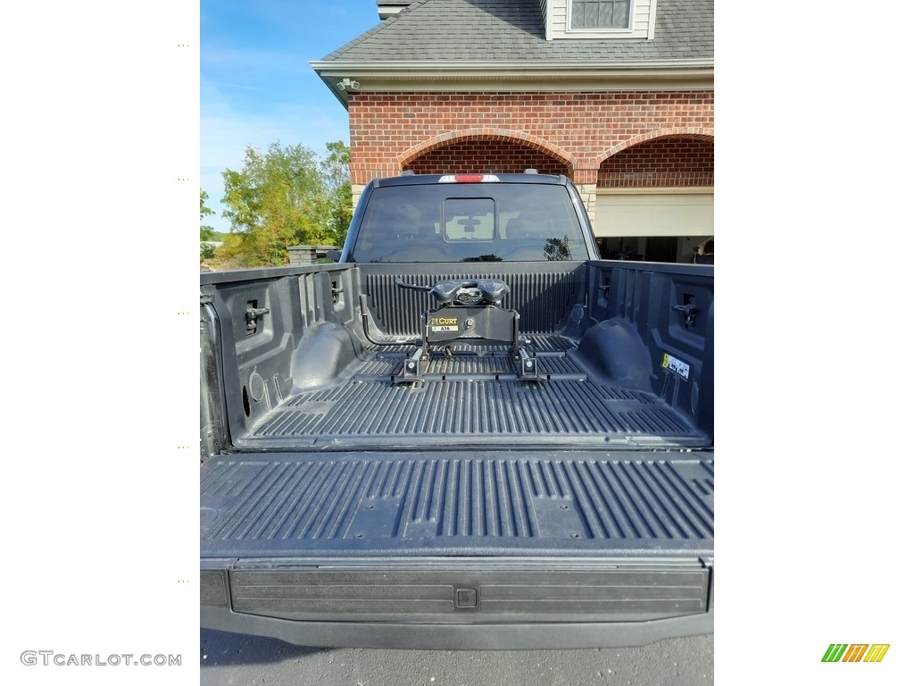 2022 F250 Super Duty XLT Crew Cab 4x4 - Agate Black / Medium Earth Gray photo #5