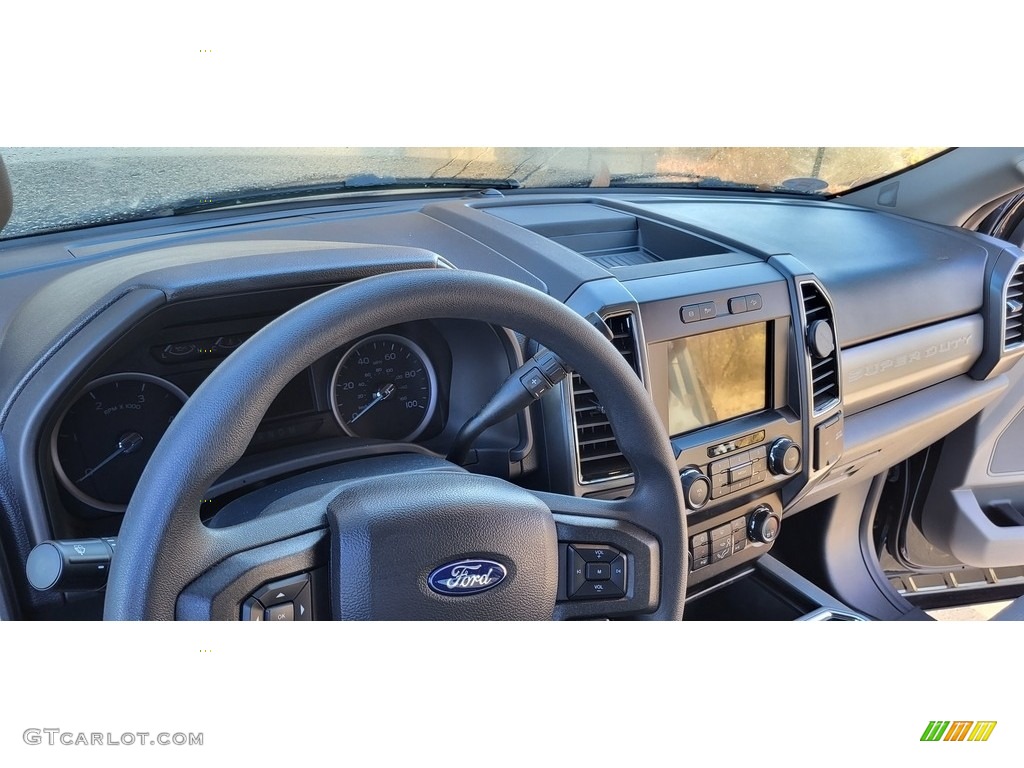 2022 F250 Super Duty XLT Crew Cab 4x4 - Agate Black / Medium Earth Gray photo #6