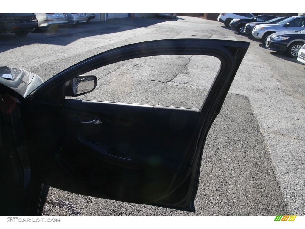 2018 Malibu LT - Pepperdust Metallic / Jet Black photo #16