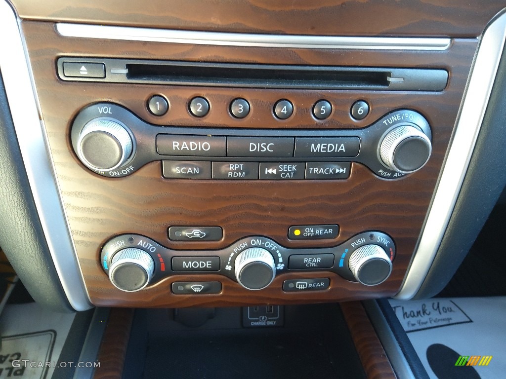 2020 Nissan Pathfinder Platinum 4x4 Controls Photo #145227744
