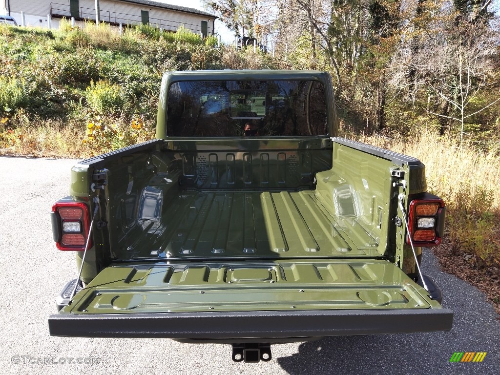 2023 Gladiator Mojave 4x4 - Sarge Green / Black photo #8