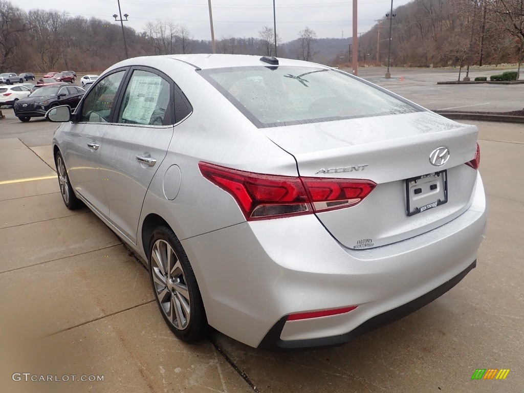 2022 Accent Limited - Olympus Silver / Beige photo #5