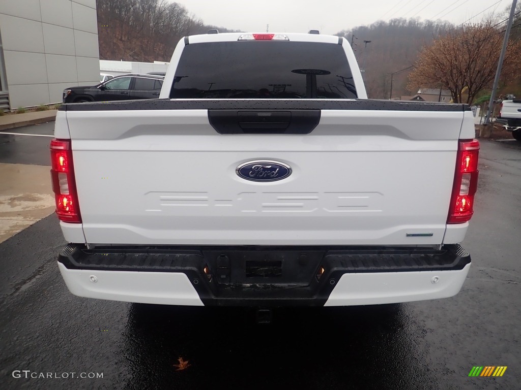 2021 F150 XLT SuperCrew 4x4 - Oxford White / Black photo #3