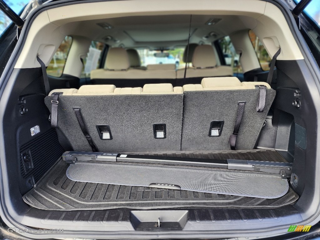 2020 Subaru Ascent Premium Trunk Photo #145233362