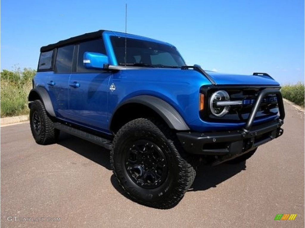 Velocity Blue Metallic 2022 Ford Bronco Outer Banks 4x4 4-Door Exterior Photo #145234586