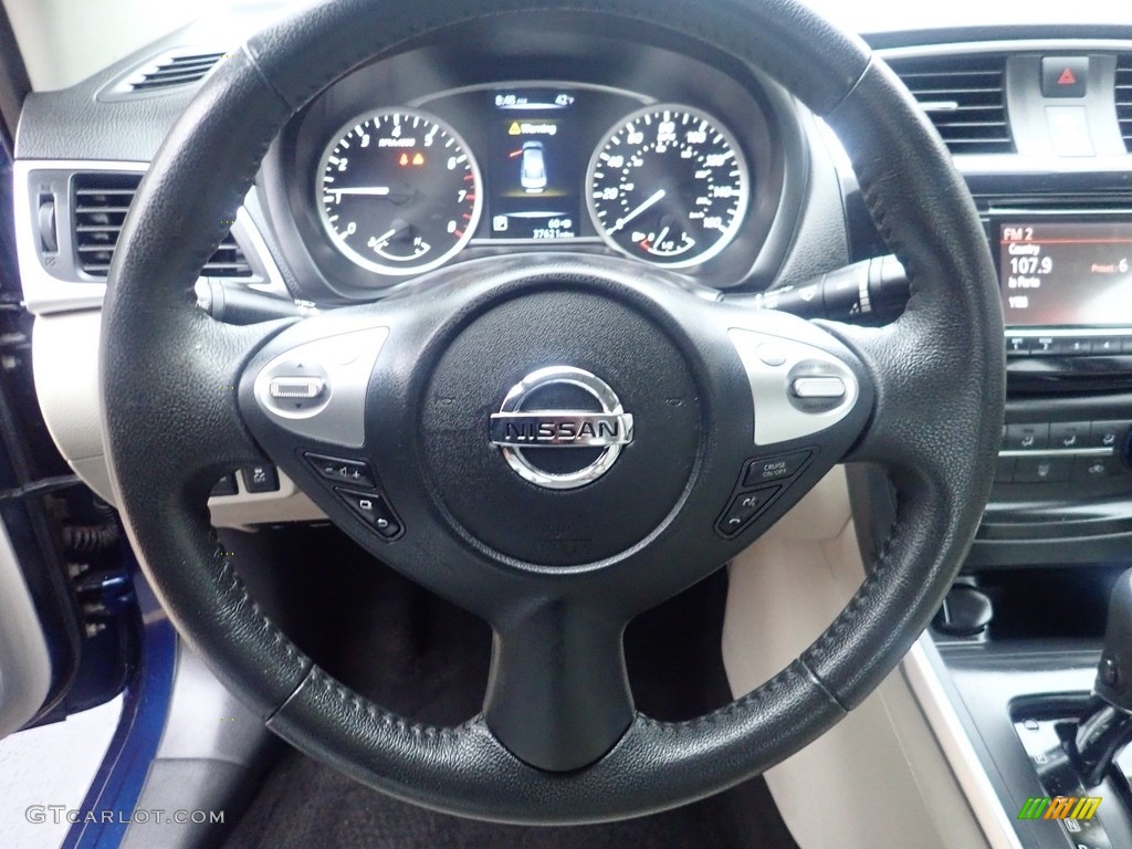 2016 Nissan Sentra SV Steering Wheel Photos