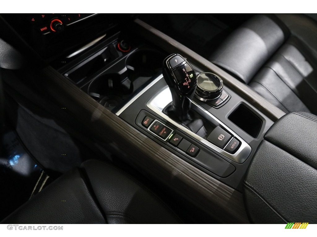 2017 BMW X5 xDrive35i Transmission Photos