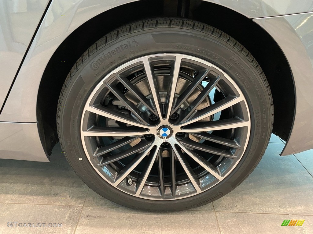2023 BMW 5 Series 530i xDrive Sedan Wheel Photo #145237174