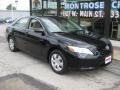 Black - Camry LE Photo No. 4