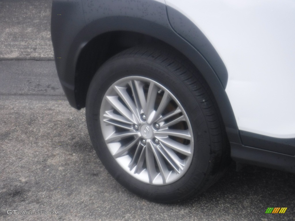 2018 Kona SEL AWD - Chalk White / Black photo #4