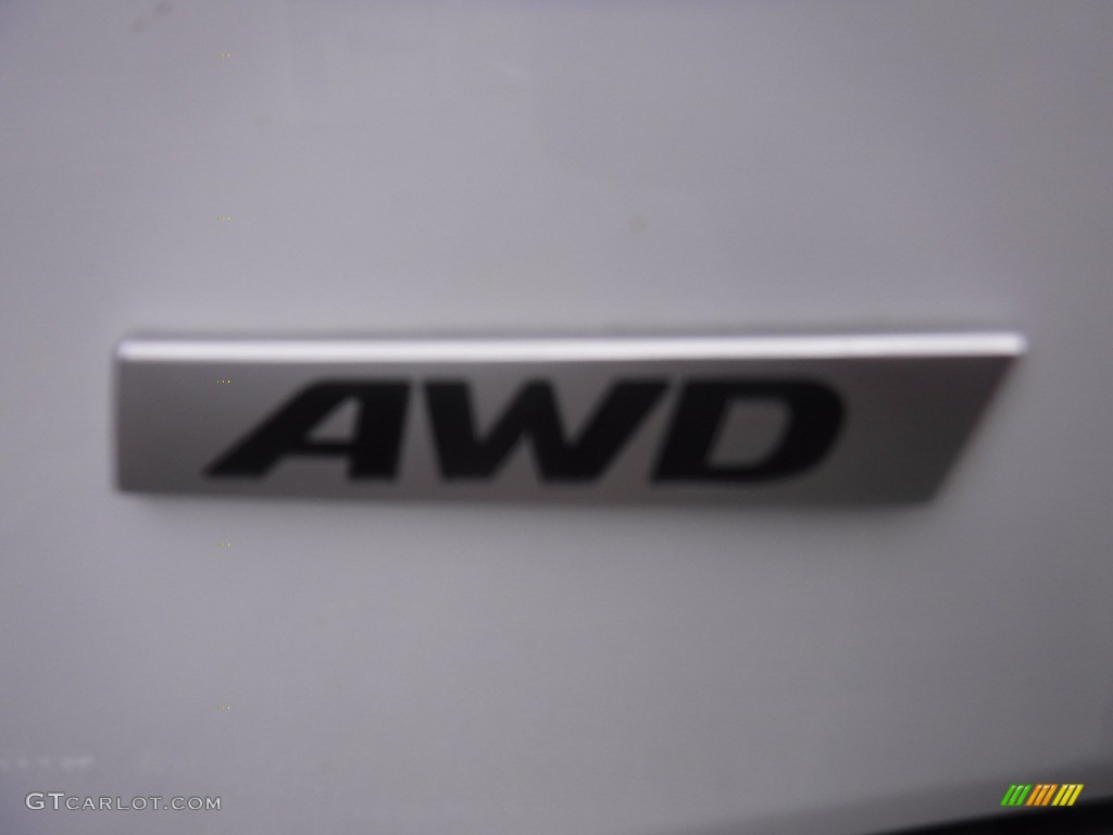 2018 Kona SEL AWD - Chalk White / Black photo #11