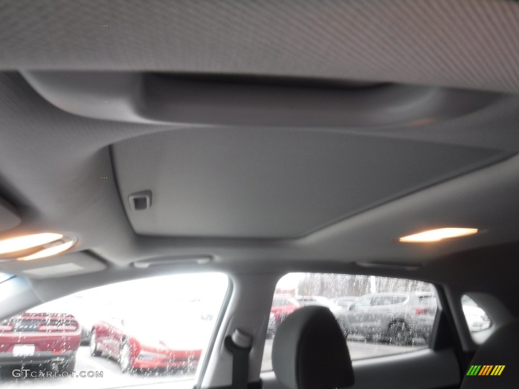 2018 Kona SEL AWD - Chalk White / Black photo #12