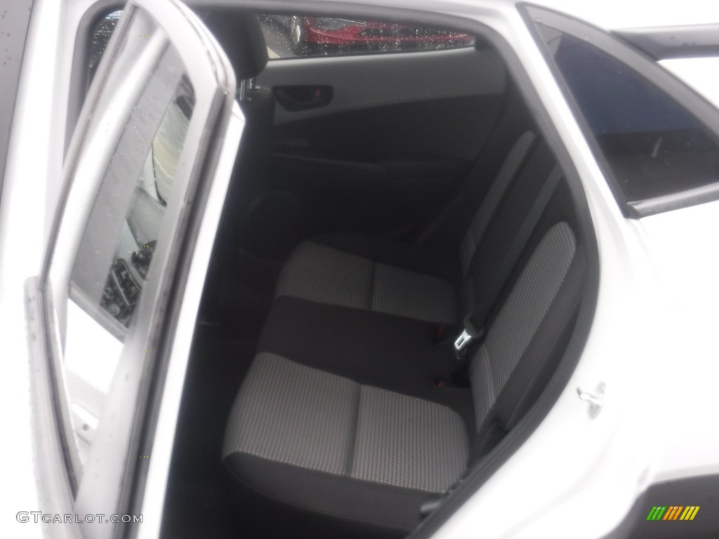2018 Kona SEL AWD - Chalk White / Black photo #29