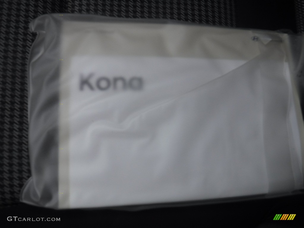 2018 Kona SEL AWD - Chalk White / Black photo #32