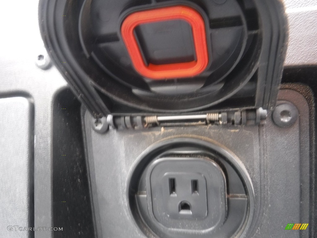 2020 Tacoma TRD Sport Double Cab 4x4 - Silver Sky Metallic / Cement photo #16