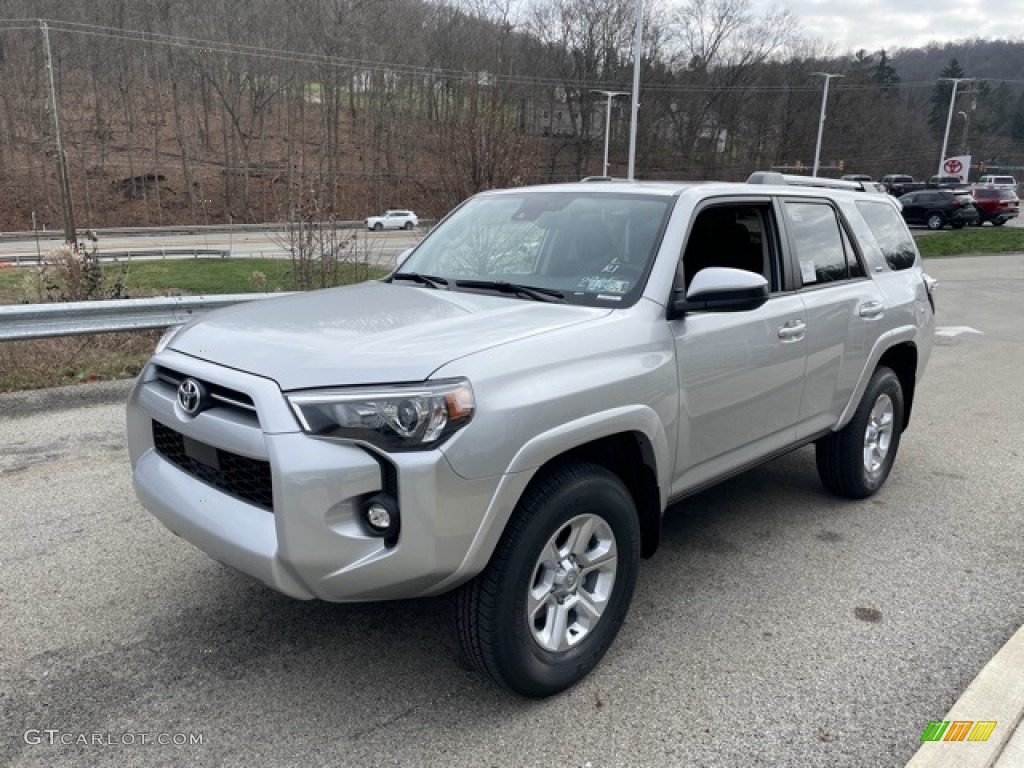 2023 4Runner SR5 4x4 - Classic Silver Metallic / Black/Graphite photo #7
