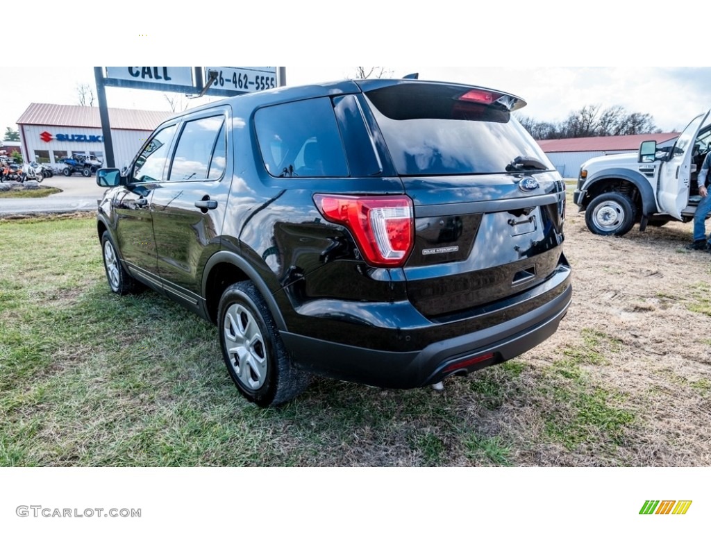 2017 Explorer Police Interceptor AWD - Shadow Black / Ebony Black photo #6