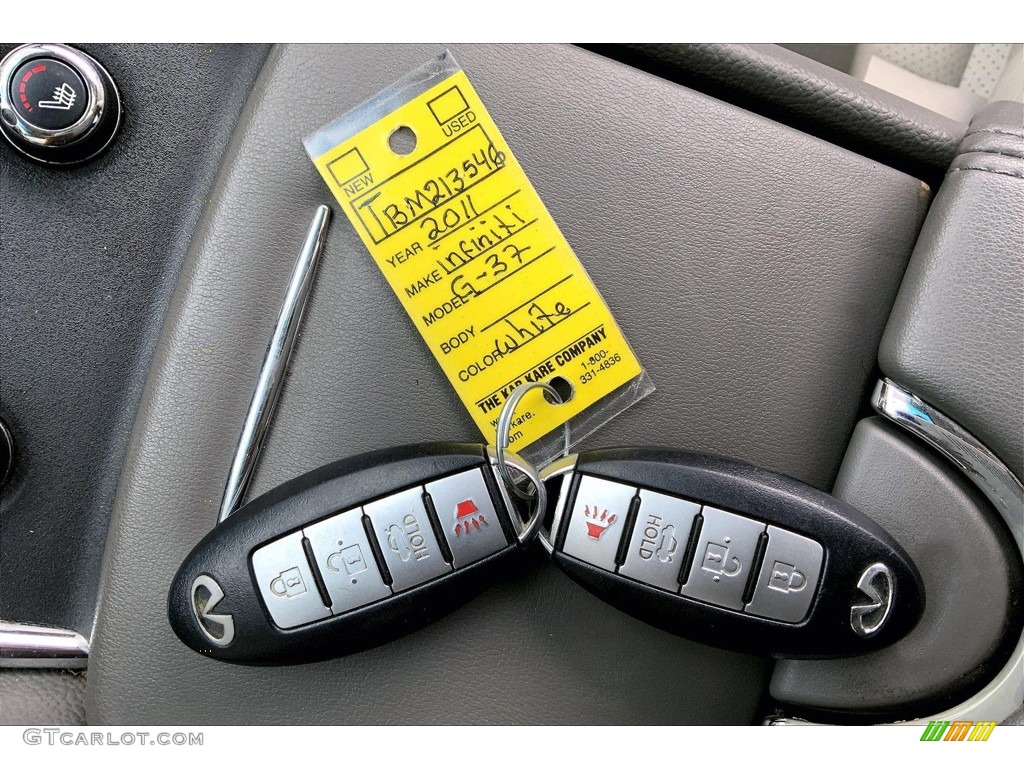 2011 G 37 Journey Coupe - Moonlight White / Stone photo #11