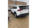 Super White - RAV4 XLE AWD Photo No. 2