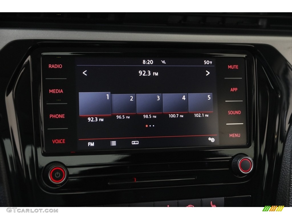2021 Passat SE - Pure White / Titan Black photo #10