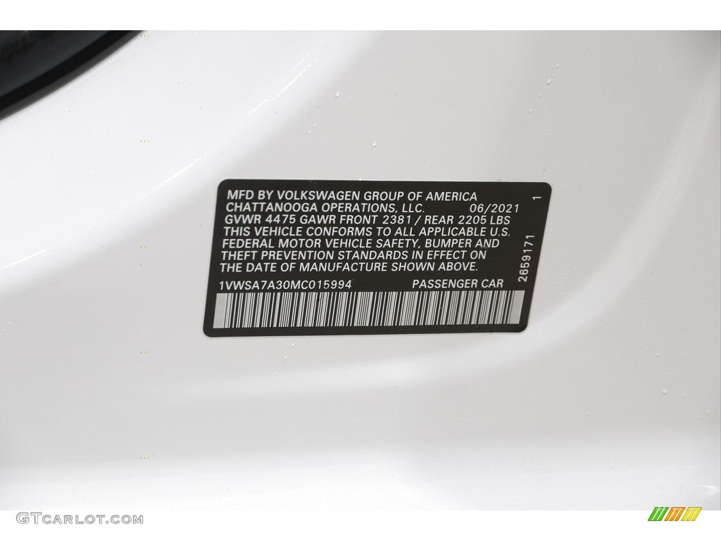 2021 Passat SE - Pure White / Titan Black photo #20