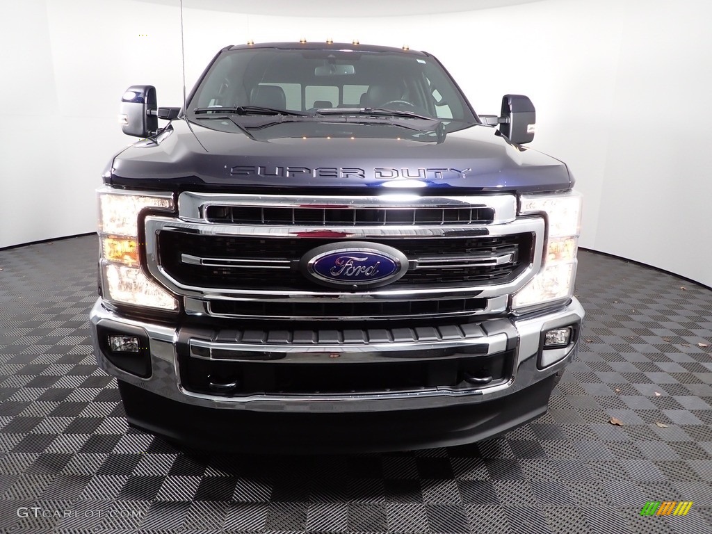 2022 F350 Super Duty Lariat Crew Cab 4x4 - Antimatter Blue / Black Onyx photo #6