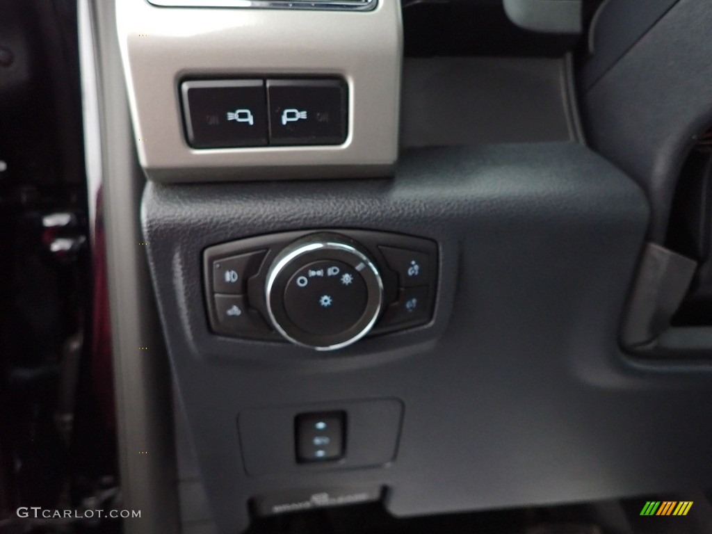 2022 F350 Super Duty Lariat Crew Cab 4x4 - Antimatter Blue / Black Onyx photo #16