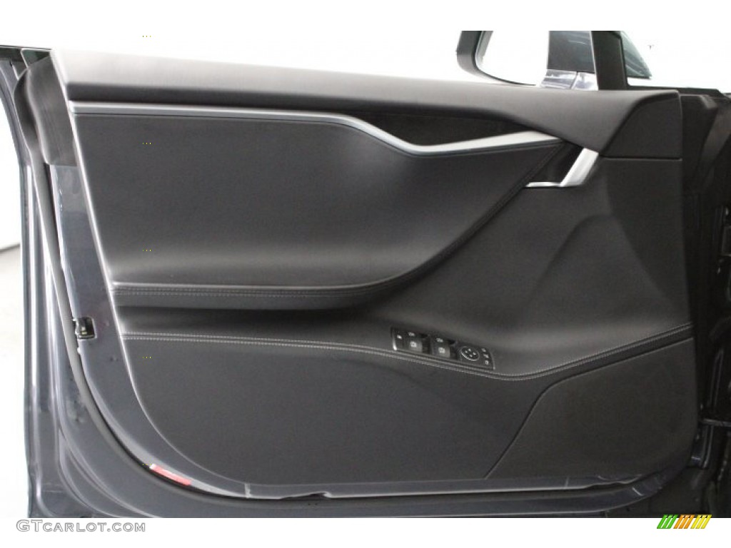 2019 Tesla Model S 75D Black Door Panel Photo #145251825