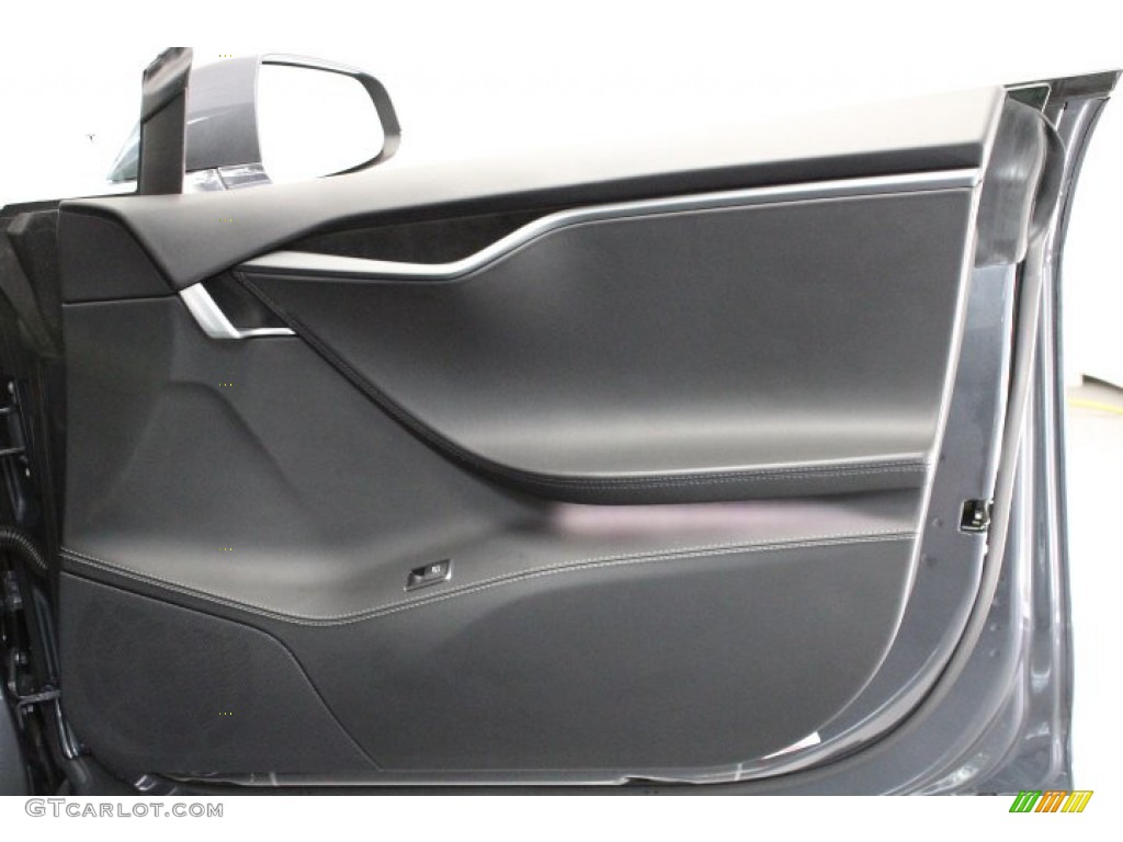 2019 Tesla Model S 75D Black Door Panel Photo #145252209
