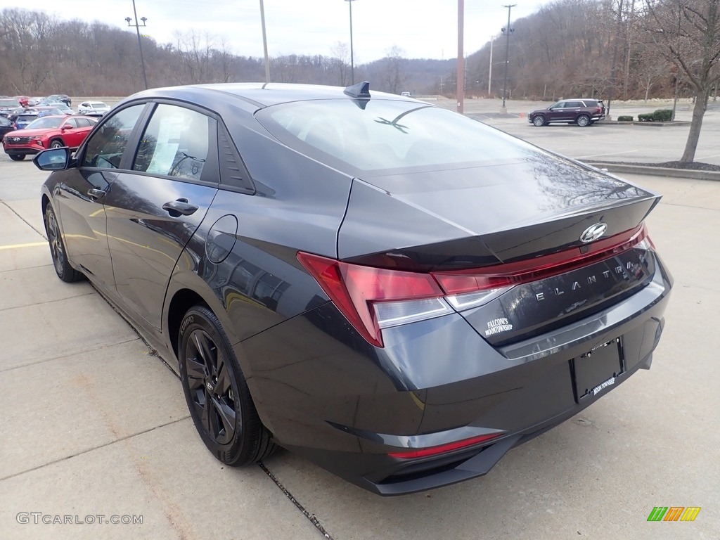 2023 Elantra SEL - Portofino Gray / Black photo #5