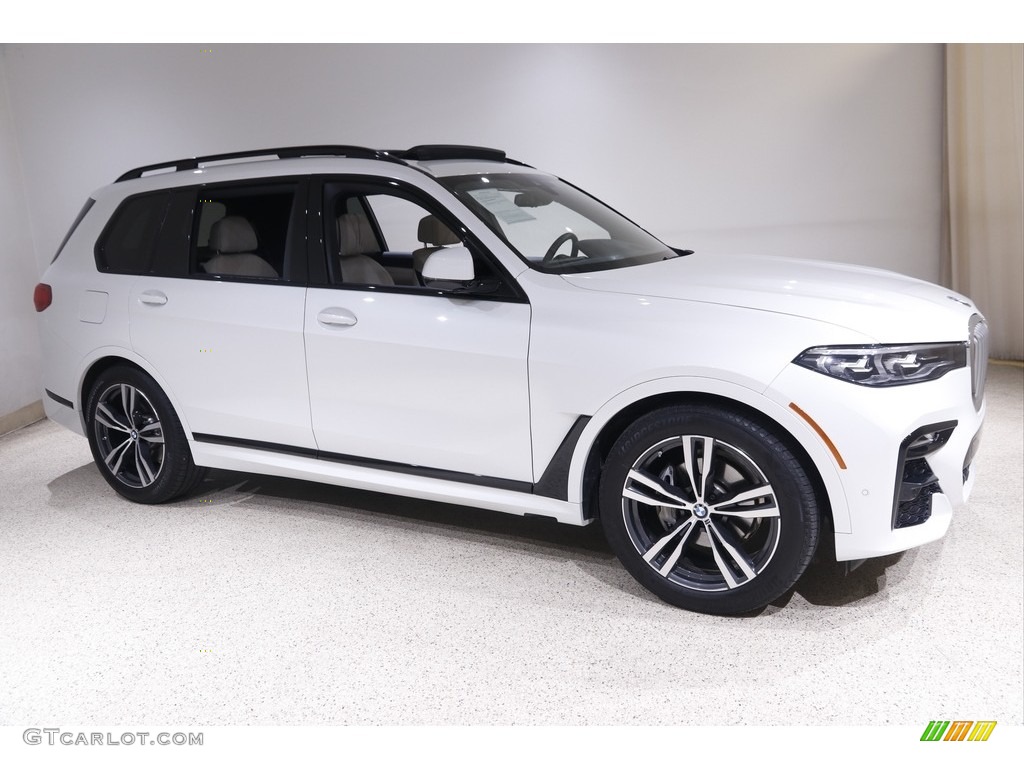 2022 X7 xDrive40i - Mineral White Metallic / Ivory White/Night Blue photo #1