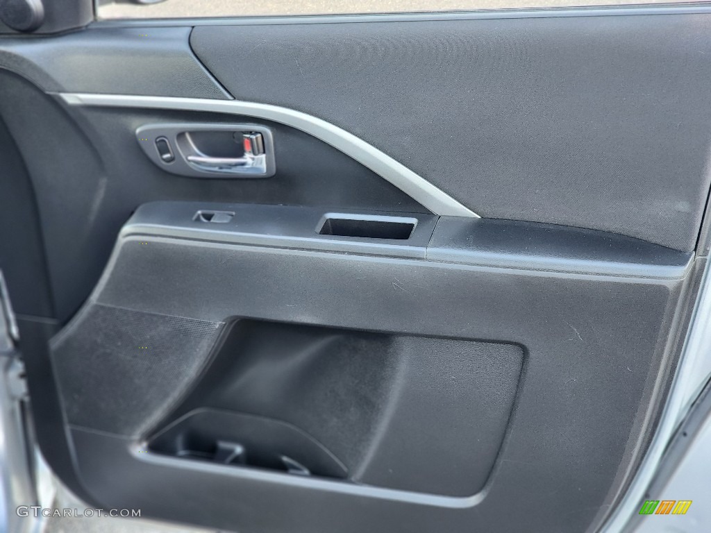 2012 MAZDA5 Sport - Liquid Silver Metallic / Black photo #10