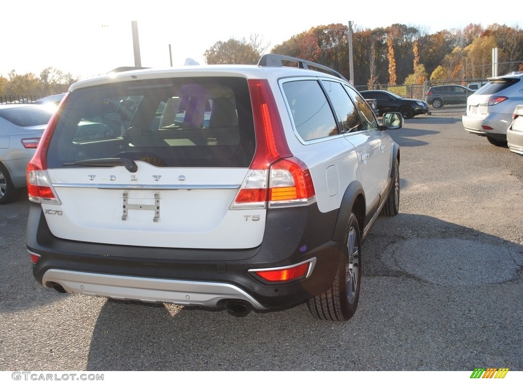 2015 XC70 T5 Drive-E - Ice White / Soft Beige photo #5