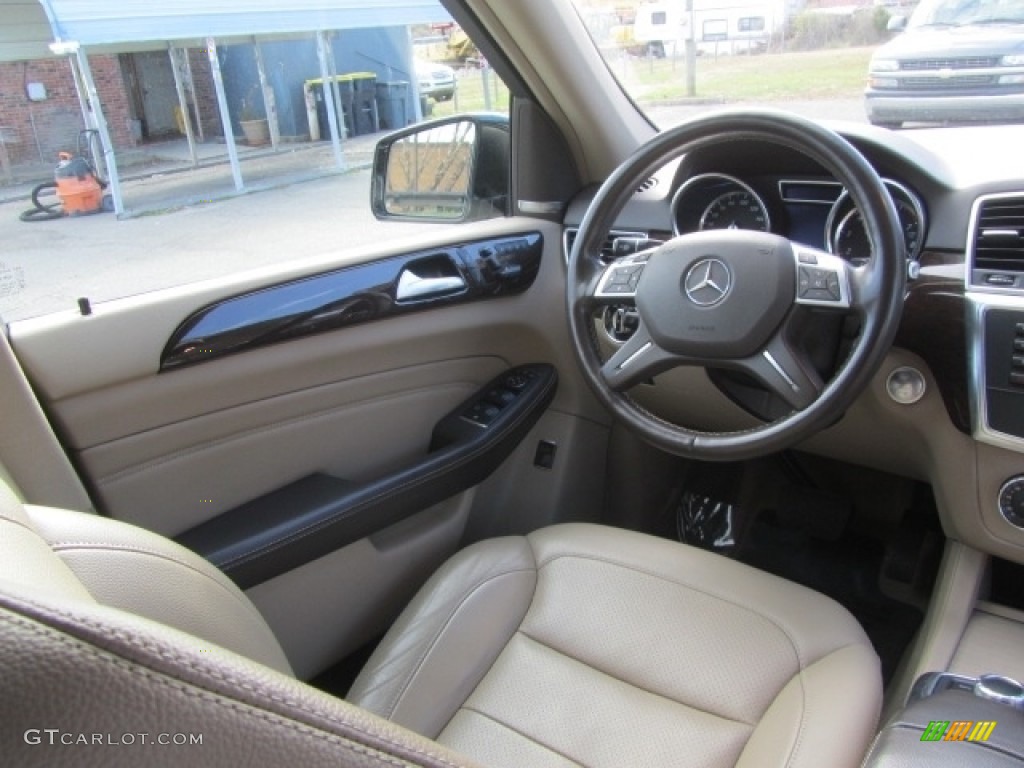 2015 ML 350 4Matic - Black / Almond Beige/Mocha photo #12