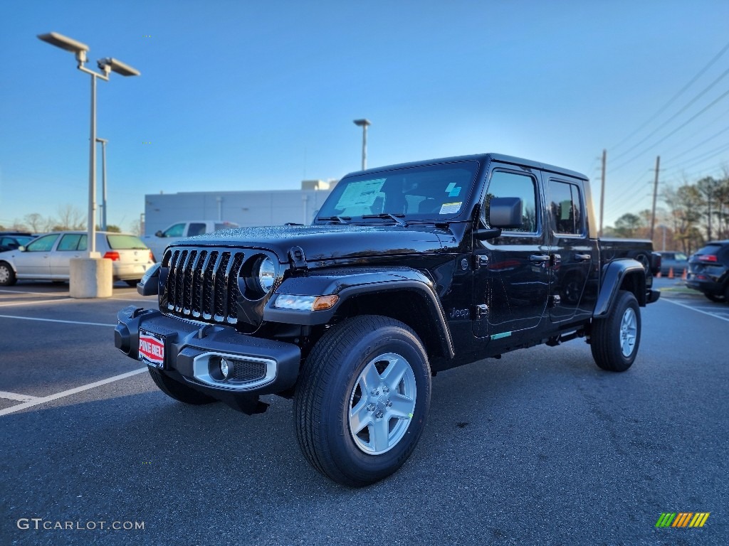 2023 Gladiator Sport 4x4 - Black / Black photo #1