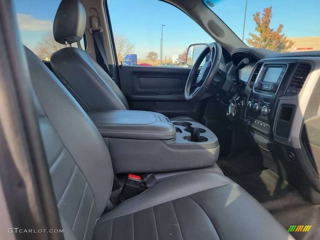 2015 Ram 3500 Tradesman Crew Cab 4x4 Front Seat Photo #145260770