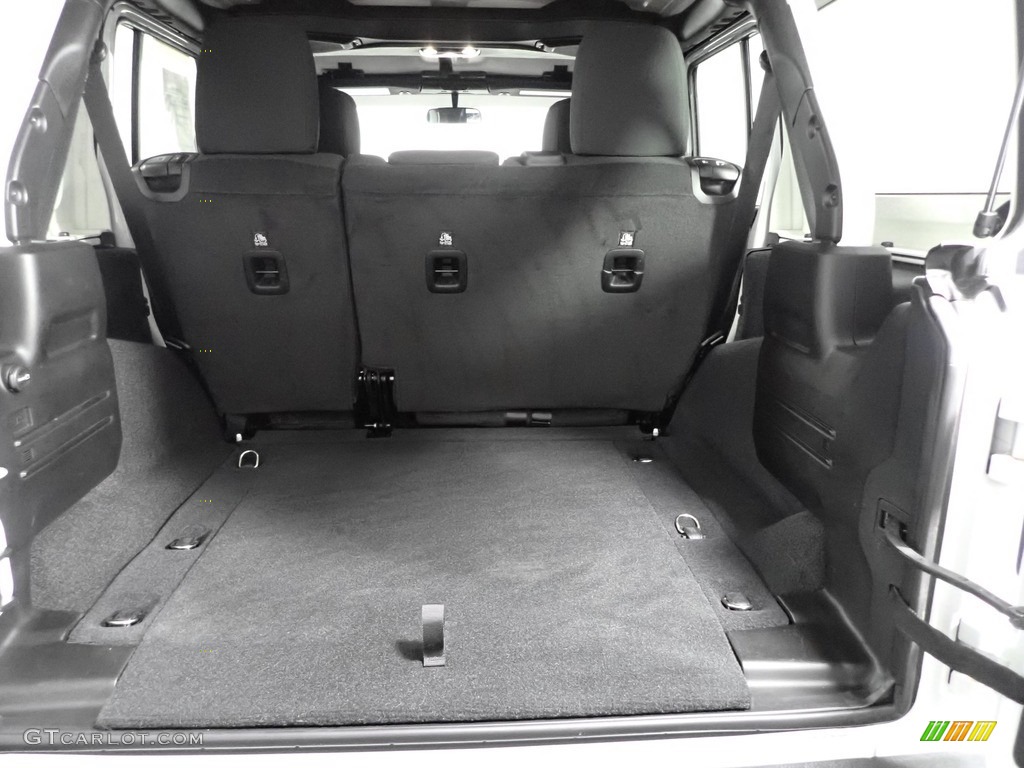 2022 Jeep Wrangler Unlimited Willys 4x4 Trunk Photos