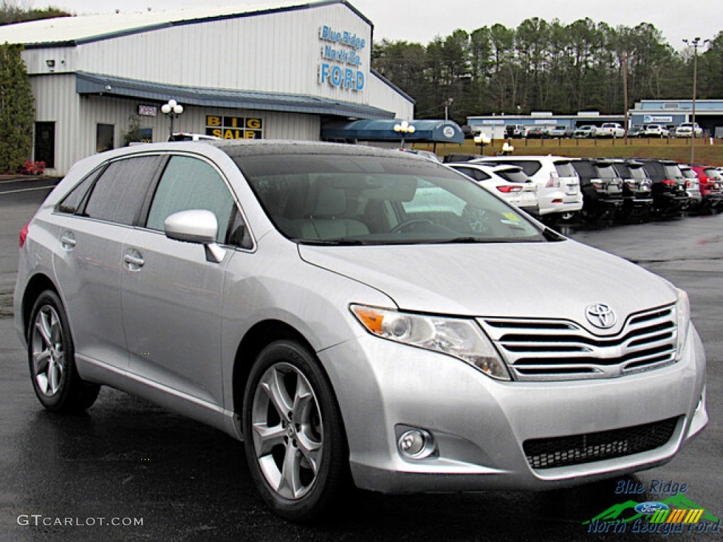 2009 Venza V6 - Classic Silver Metallic / Gray photo #7