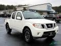 Glacier White - Frontier Pro-4X Crew Cab 4x4 Photo No. 7