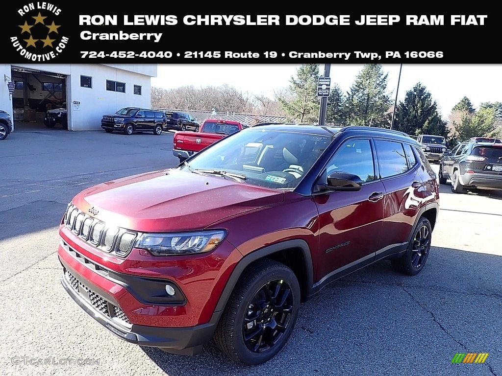 2022 Compass Altitude 4x4 - Velvet Red Pearl / Black photo #1
