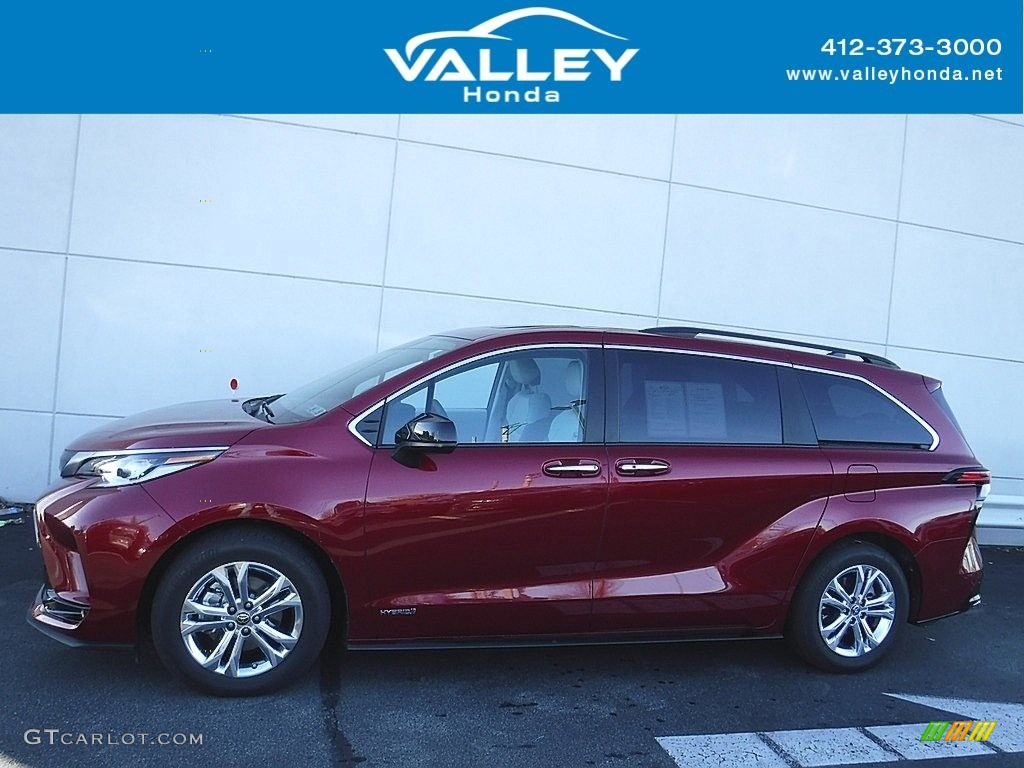 2021 Sienna XSE AWD Hybrid - Ruby Flare Pearl / Gray photo #2