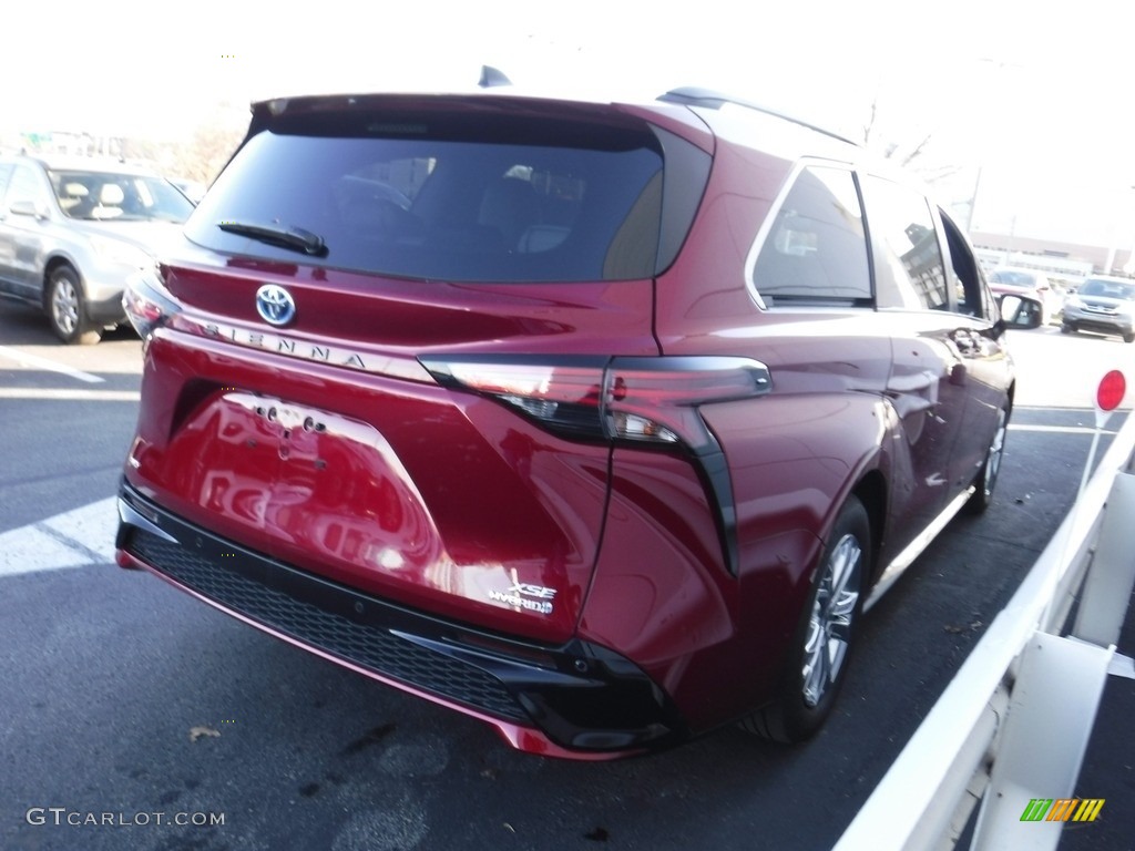 2021 Sienna XSE AWD Hybrid - Ruby Flare Pearl / Gray photo #7