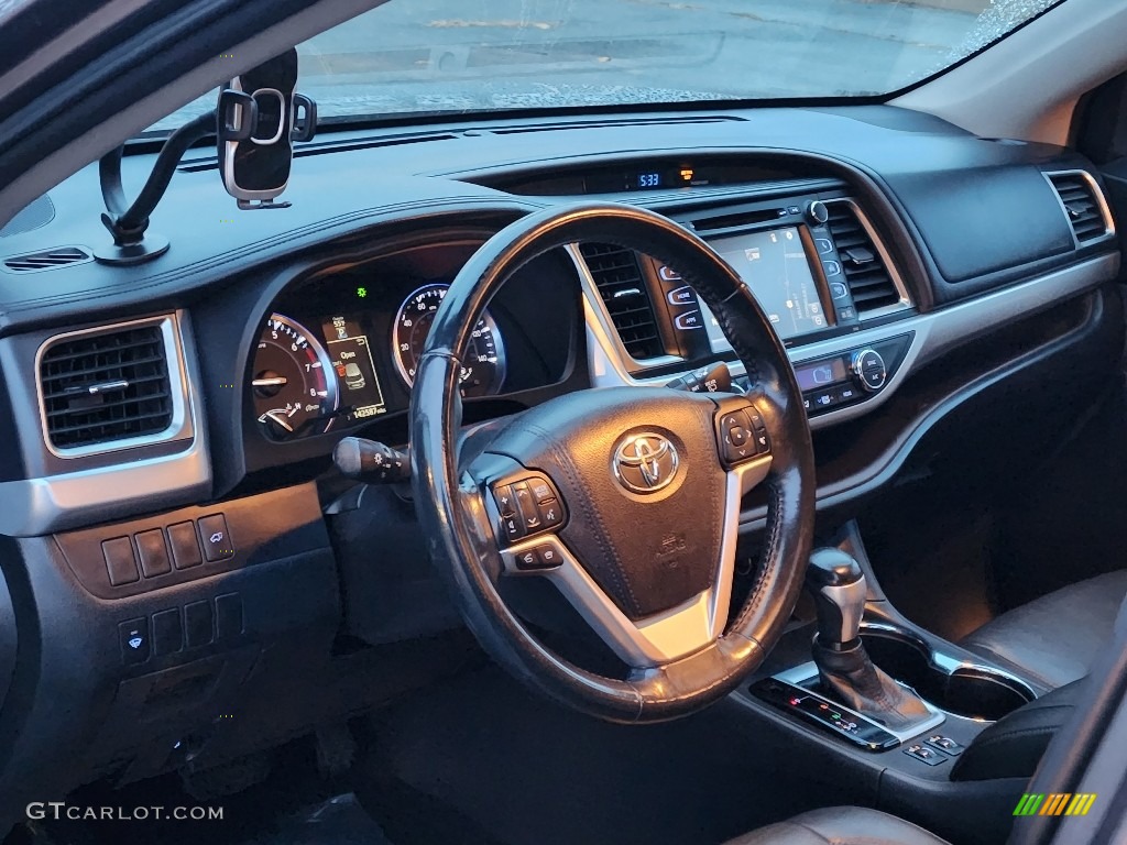 2015 Highlander XLE AWD - Predawn Gray Mica / Black photo #26