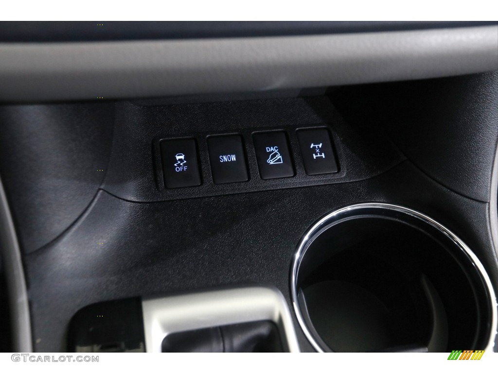 2019 Highlander XLE AWD - Predawn Gray Mica / Ash photo #16