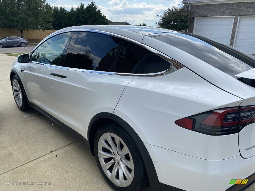 2017 Model X 75D - Pearl White Multi-Coat / Black photo #4